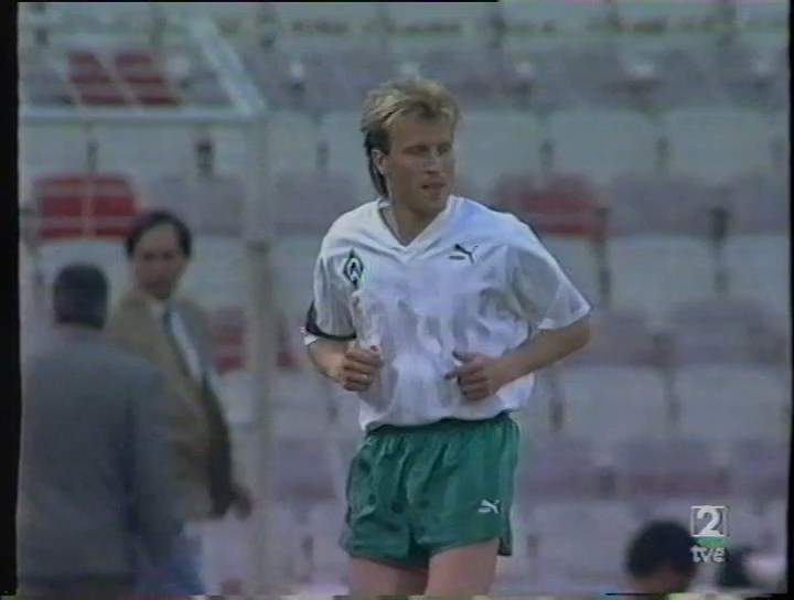 Recopa de Europa 1991/1992 - Final - AS Mónaco Vs. Werder Bremen (544p) (Castellano) 4