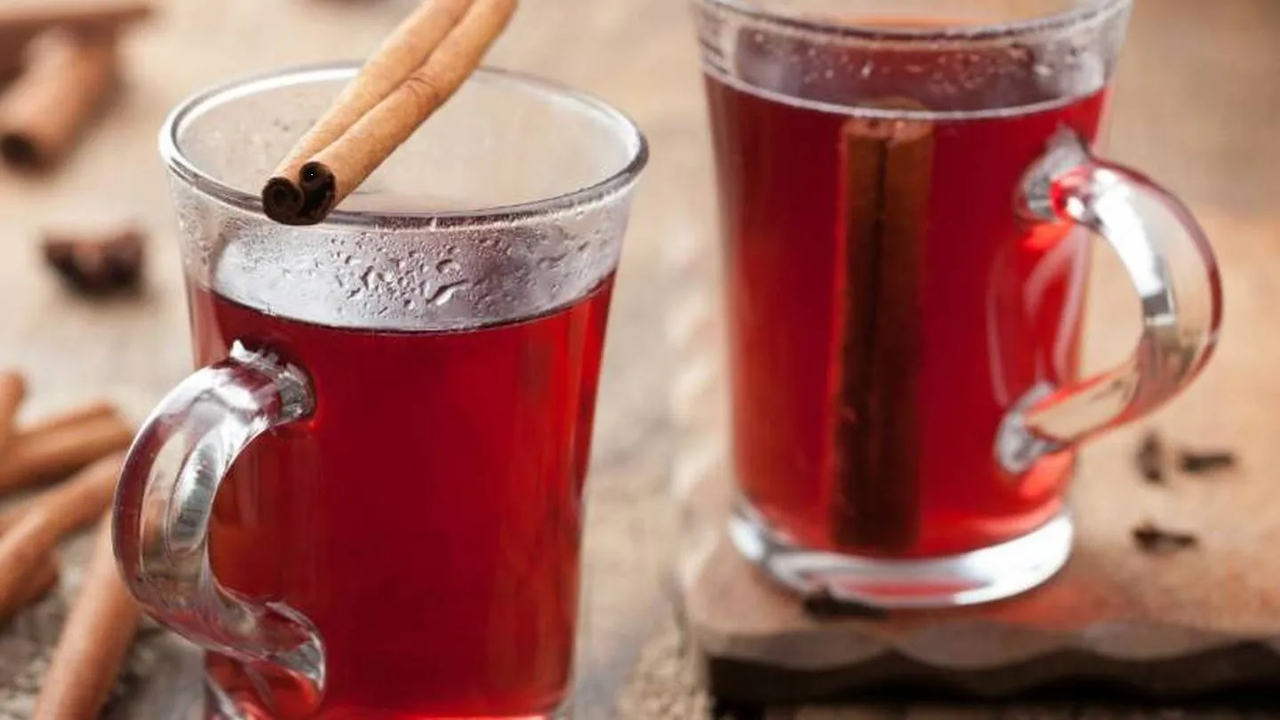 Infusión de jamaica y canela: una combinación perfecta para tu bienestar