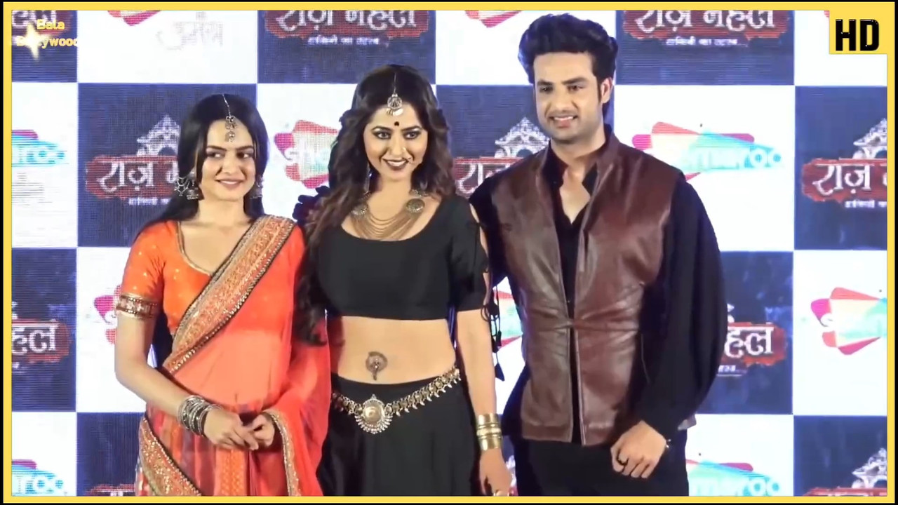 Ridhima tiwari sexy open anvel show.mkv_snapshot_02.20.442