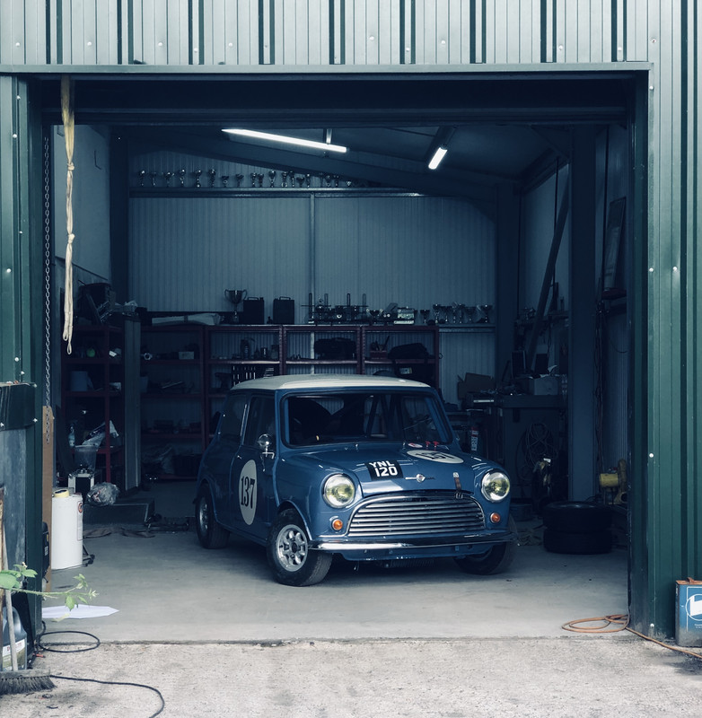 31B3A729-2521-4F3B-A50F-2E562BF141BD