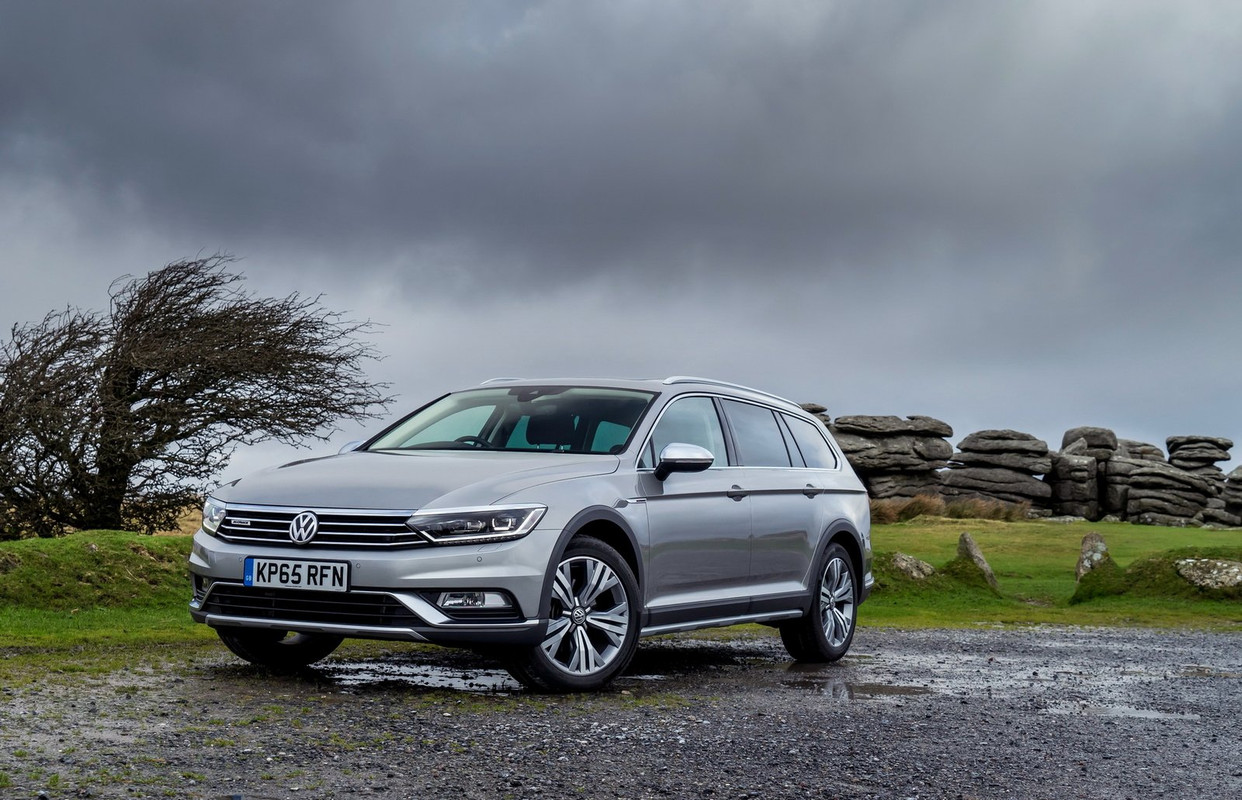 2016-vw-passat-alltrack-2
