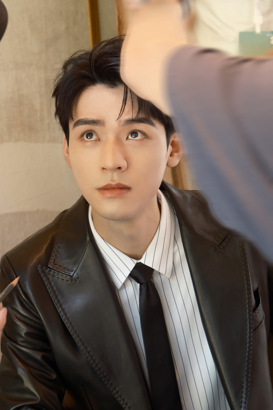 006DurXoly1hglmec7z61j33z45yo4qw