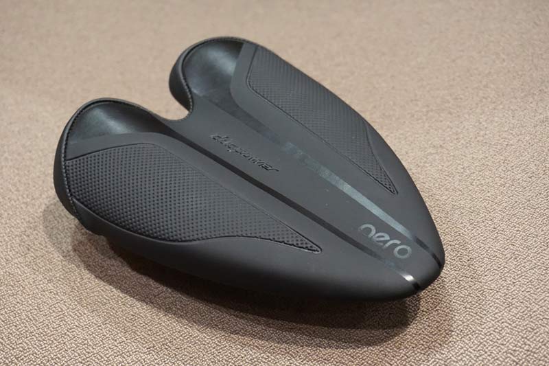Essax-DuoPower-Aero-bicycle-saddle02