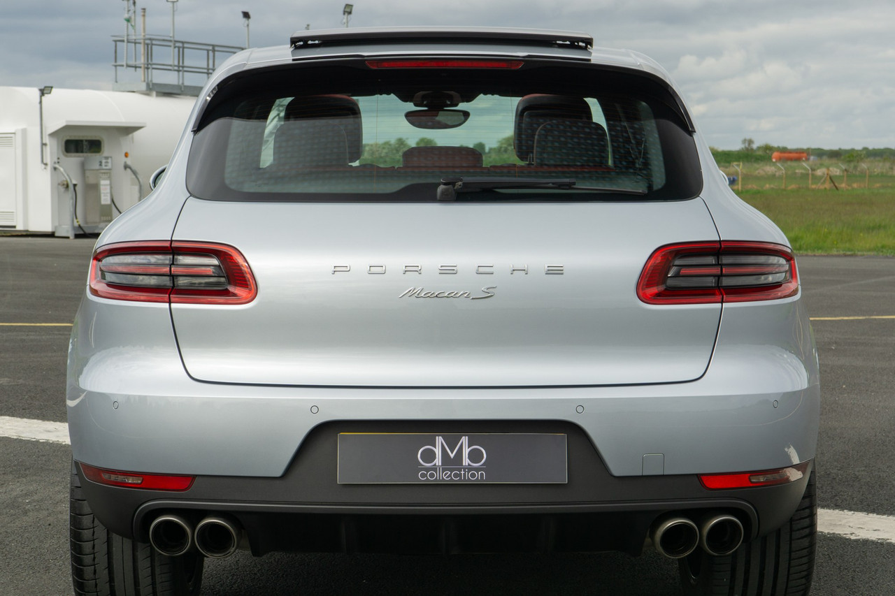 2017 porsche macan 6a02f570144ef