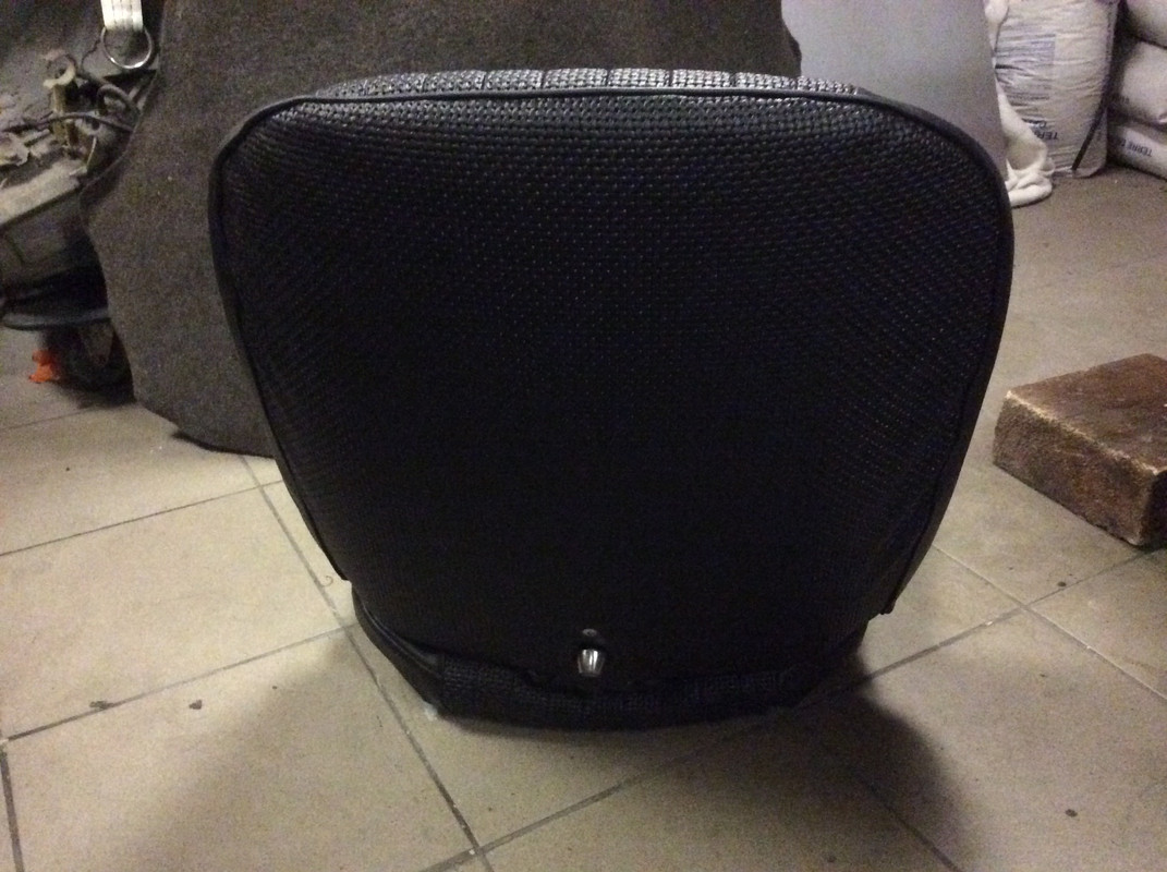 846E120C-E6F0-4563-9CCC-78377F592099