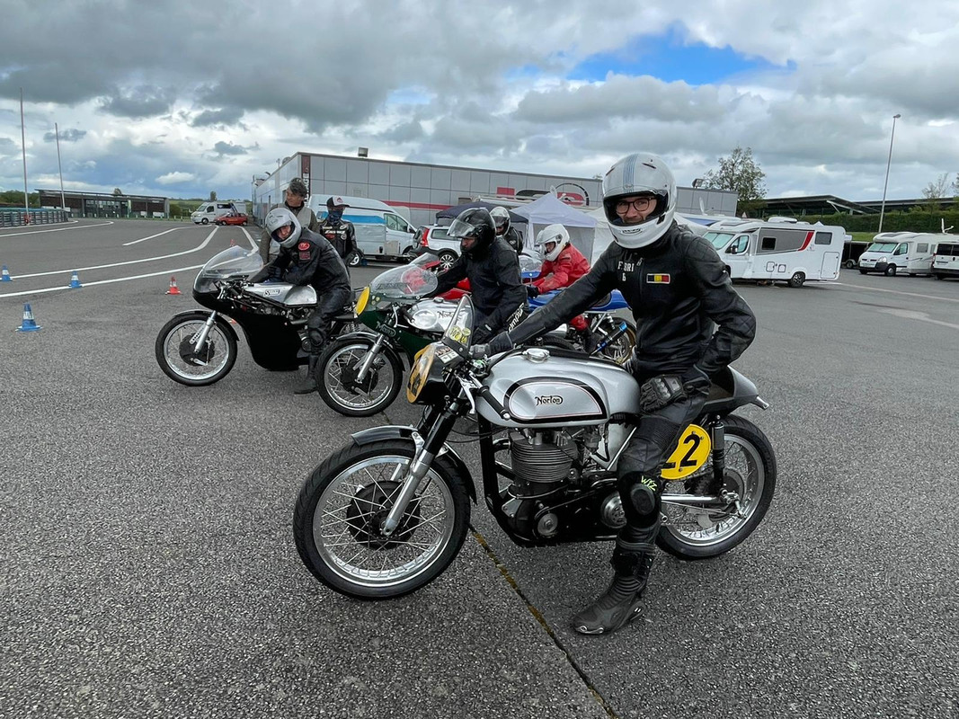 4FE528F2-B9B2-43AE-8B72-972A0FBA4C28