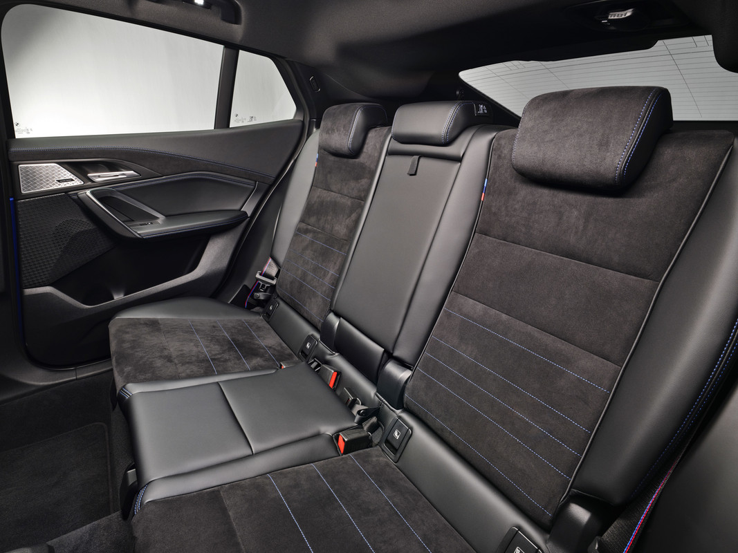 P90526452_highRes_the-all-new-bmw-x2-m