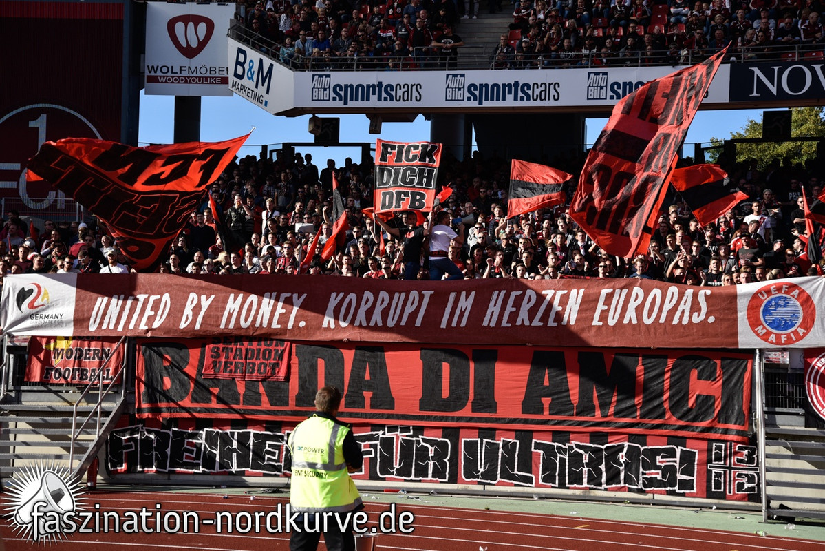 18_19_fcn-duesseldorf_fano_02_22_20180930_2036583058