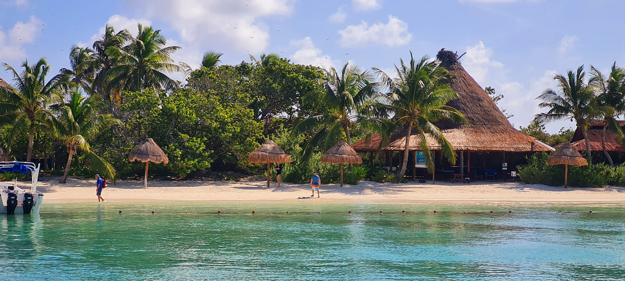 Isla Mujeres e Isla Contoy, un regalo de la naturaleza - Riviera Maya en Navidad (13)