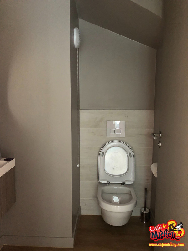 F9619BBE-4405-4FAF-9950-2F0AF75B0787