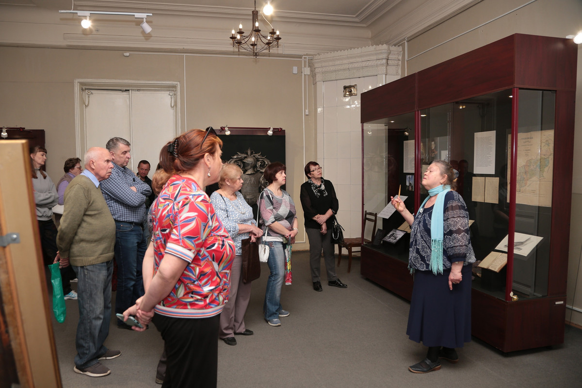 Родоведы на выставке _Н.Н. Демидов. Штрихи к портрету