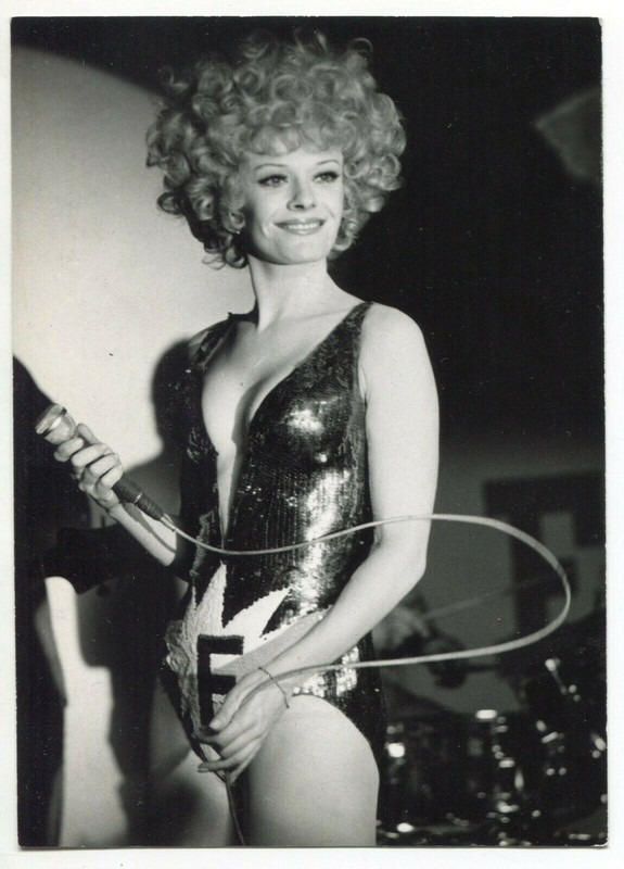 delphine seyrig a55