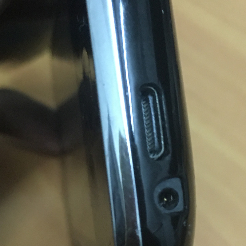 2CC58383 0D72 44D8 997A 1541F1B873EB