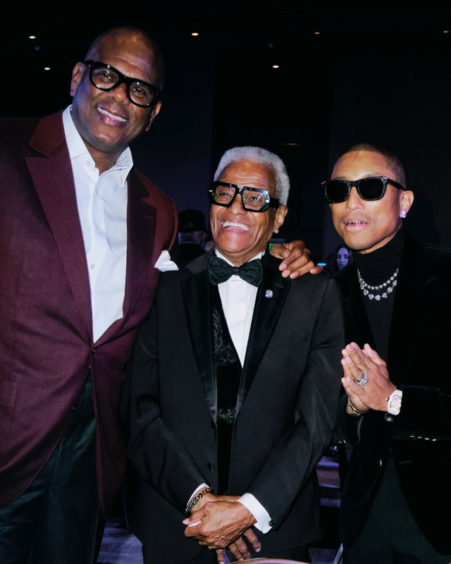 Music_is_the_skeleton_key_that_opens_ALL_doors_These_moments_tell_the_story_of_what_actually_mo_(2)