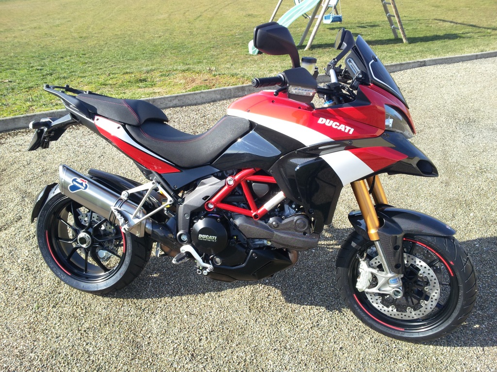 DUCATI 1200S Pikes Peak