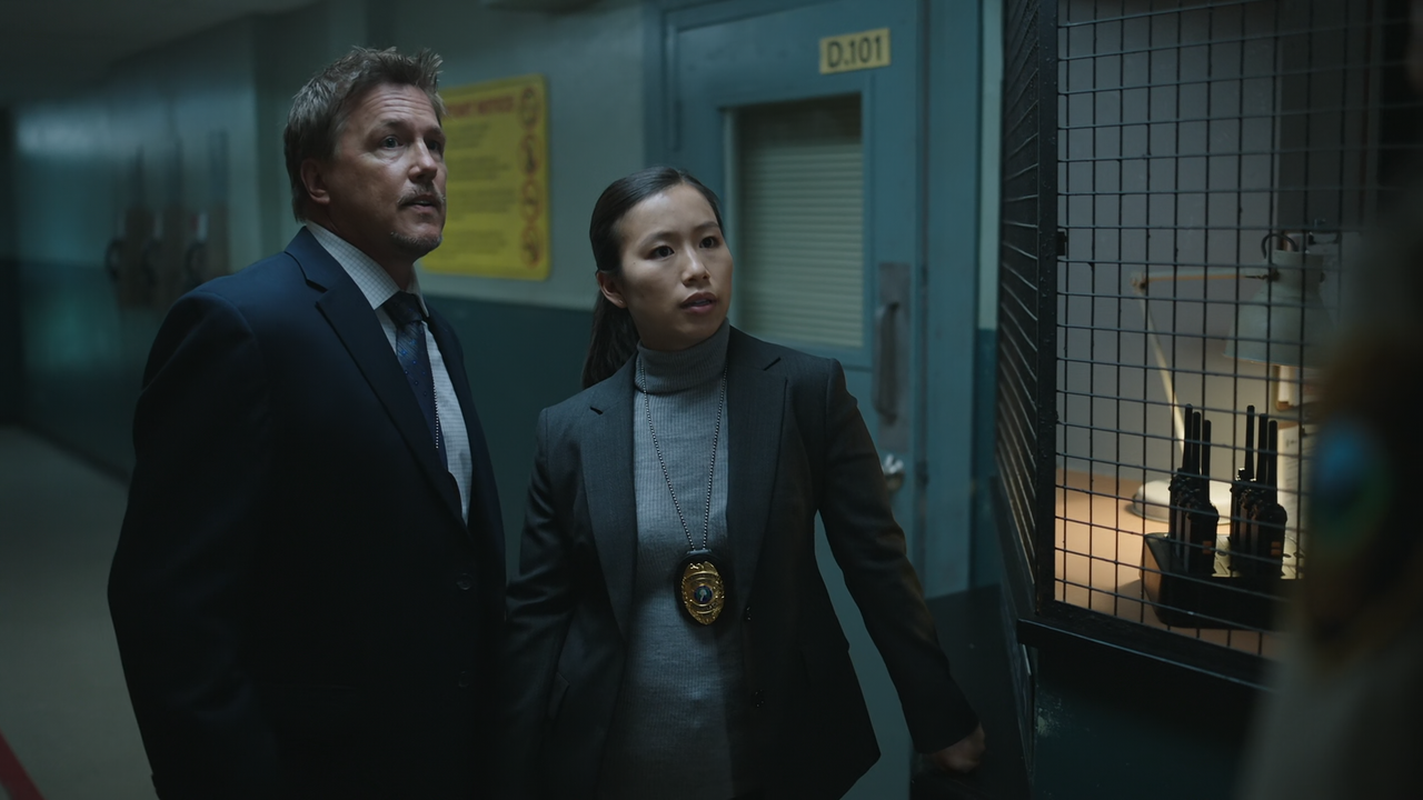 Peacemaker.S01E06.Murn.After.Reading.1080p.10bit.BluRay.AAC5.1.HEVC-Vyndros.mkv_snapshot_08.45_[2022