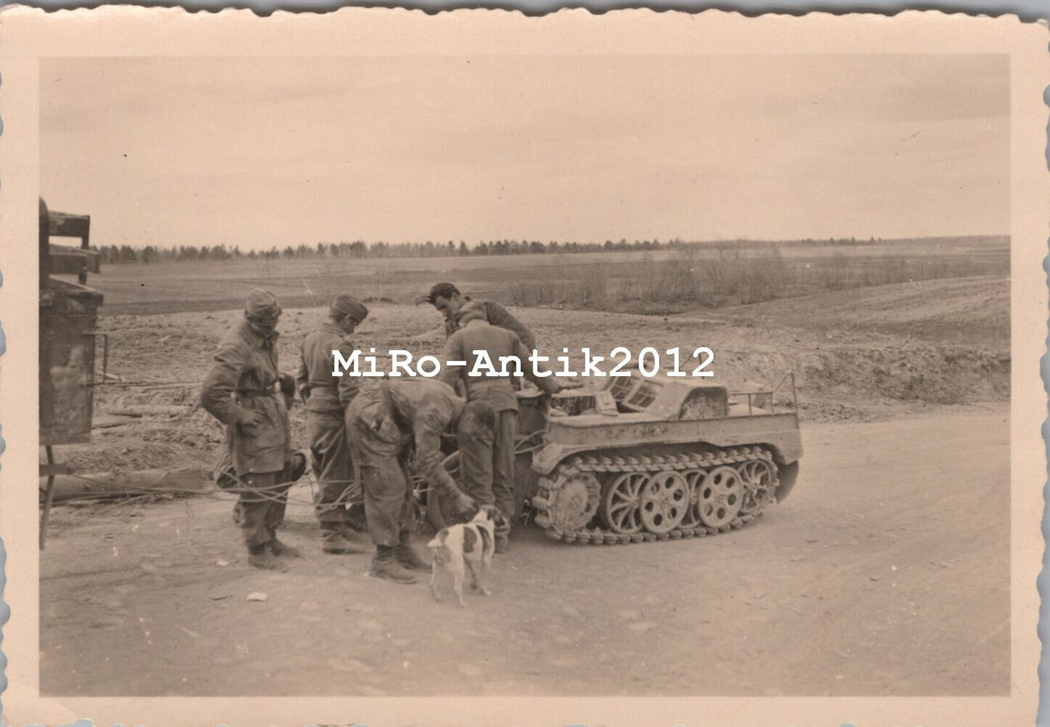 Foto, Wk2, Fallschirmjäger mit Kettenkrad, Russland