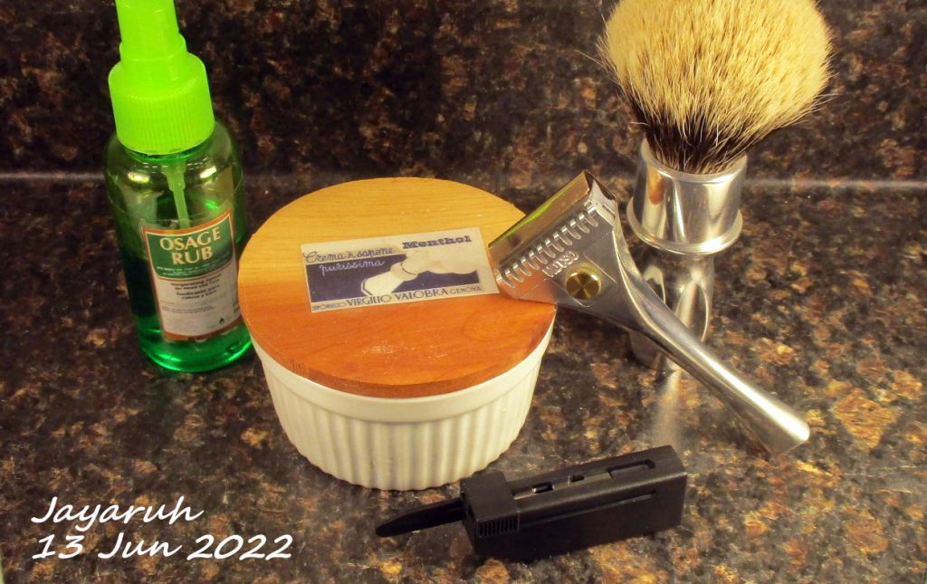 [Image: sos220613.jpg]