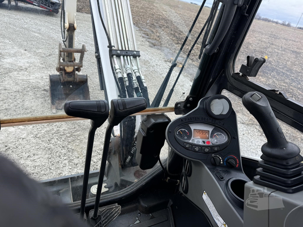 Vehicle thumbnail 30