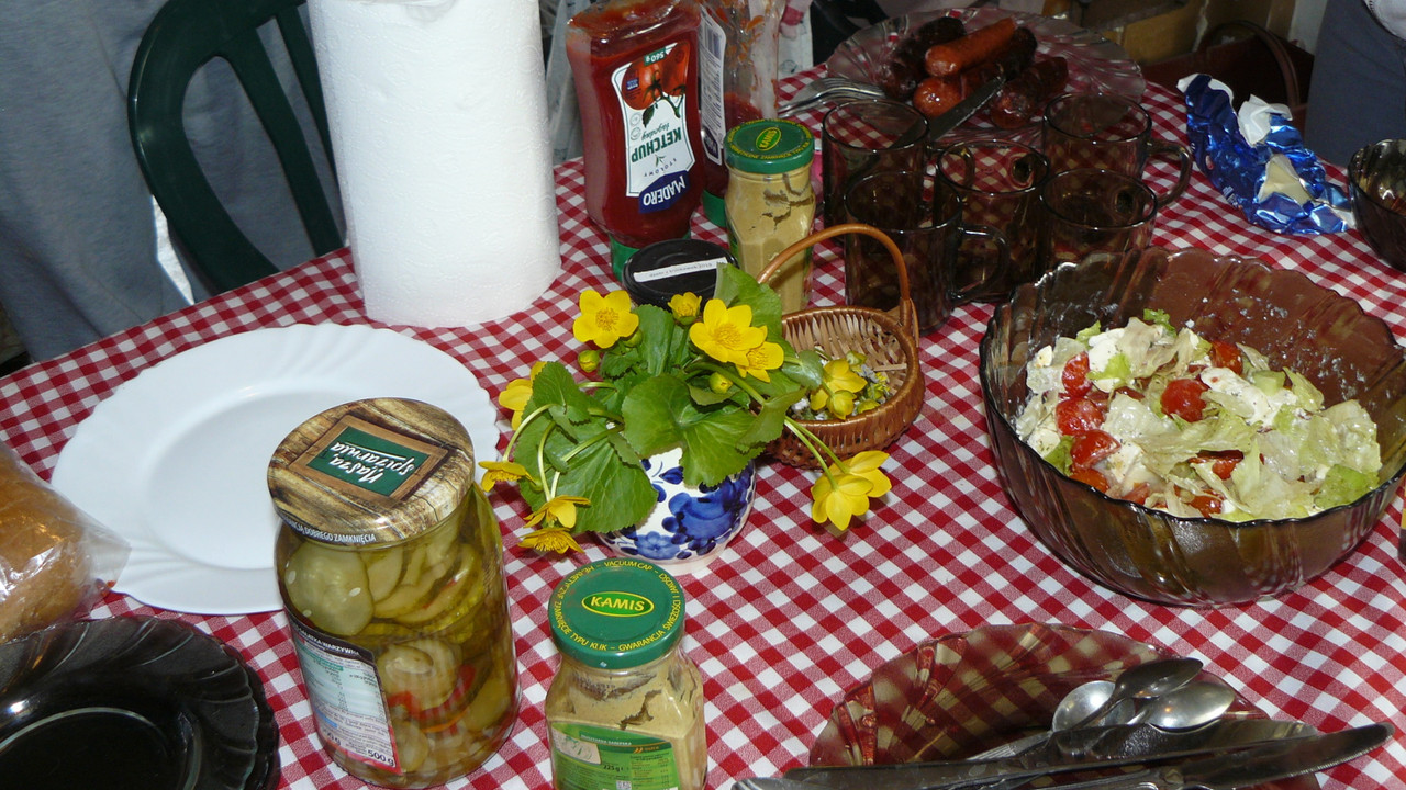 [Obrazek: 5a09ab3aee7c7c4a.jpg]