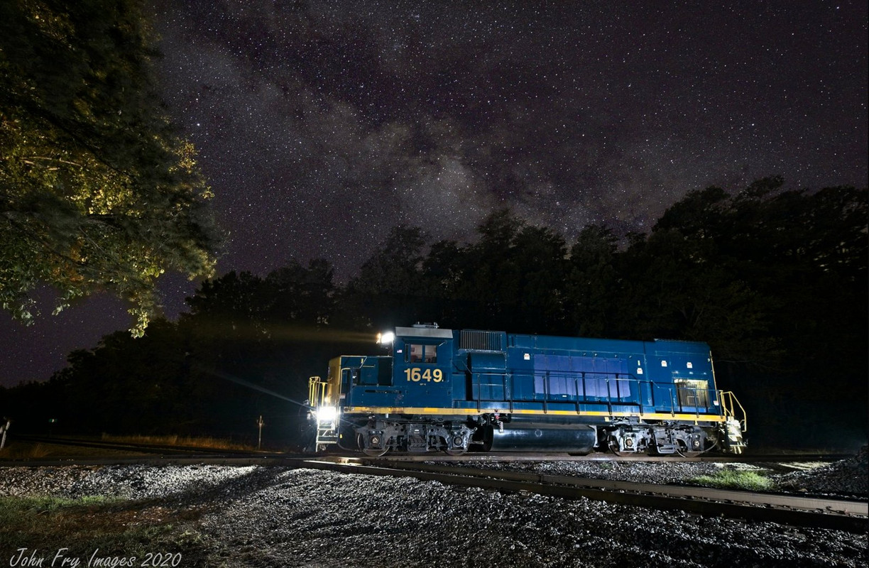 blue-train-dis1.jpg
