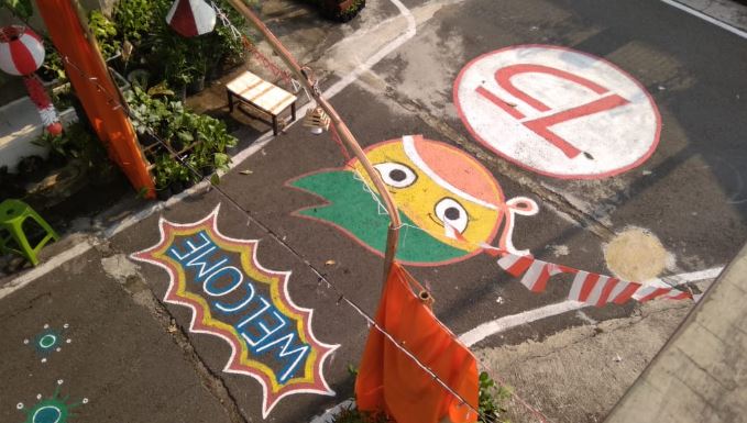 HUT ke-75 RI, Warga Tanggul Sari Solo Sulap Gang Jadi Unik & Meriah, Sediakan Tempat Cuci Tangan