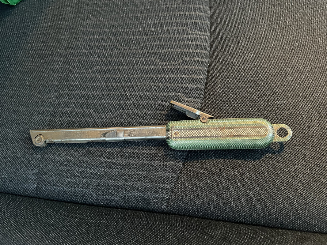 DEEBB171-4E1A-4264-966A-11AEFB4660A6