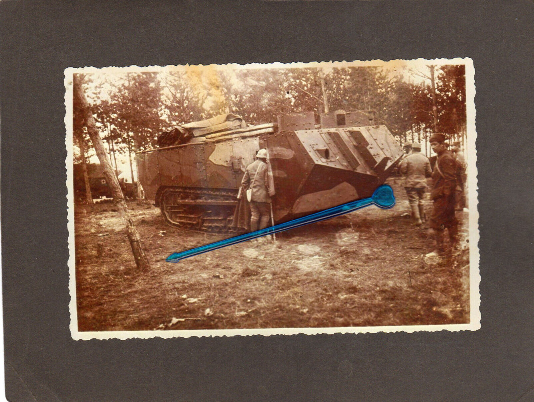 1) Foto Panzer St Chamond in Baconnes in der Nähe von Prosnes-Reims