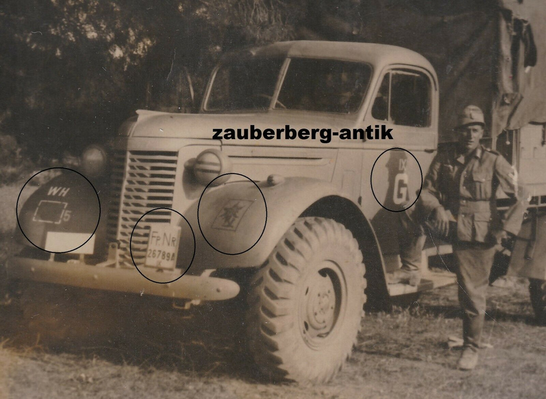 Foto Wehrmacht Gebirgsjäger-Regiment 141 6.GD Beute LKW Truck
