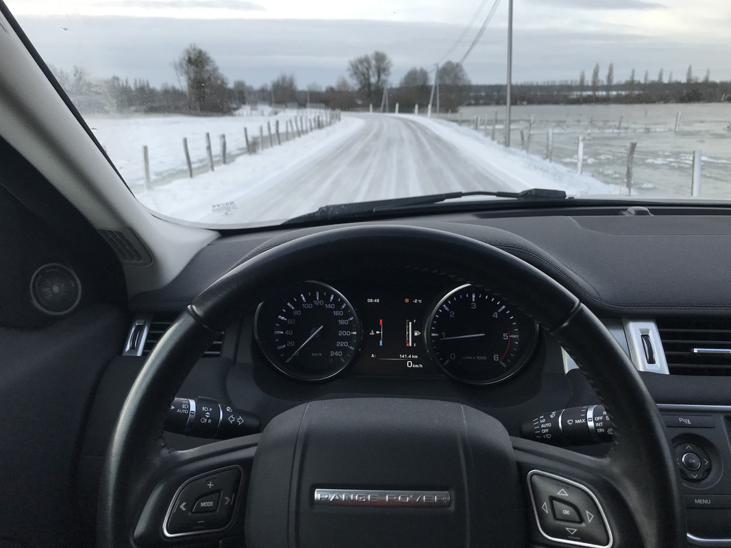 EBFBFCAD-A9FF-4BC6-8D1F-2554C0B54981