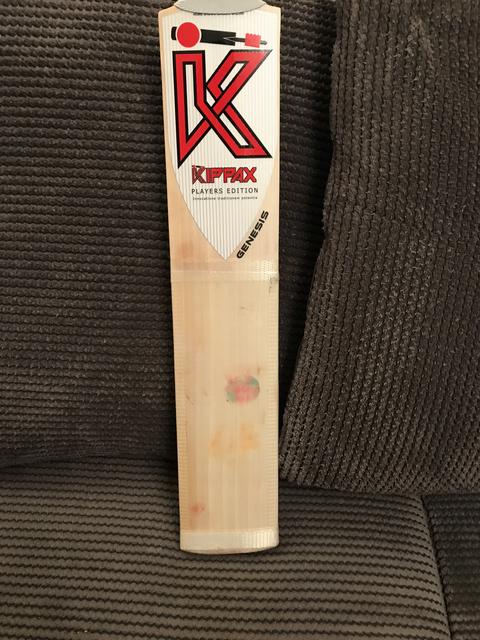 3CB0B8A8-E583-4651-B6E0-6F94F43E7868