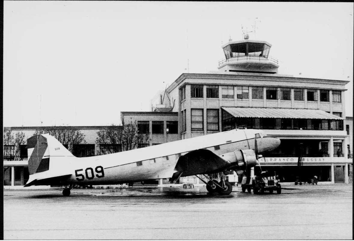 1708 509_Colisión con jeep de B.A.Nº1, Carrasco, Ca.1974