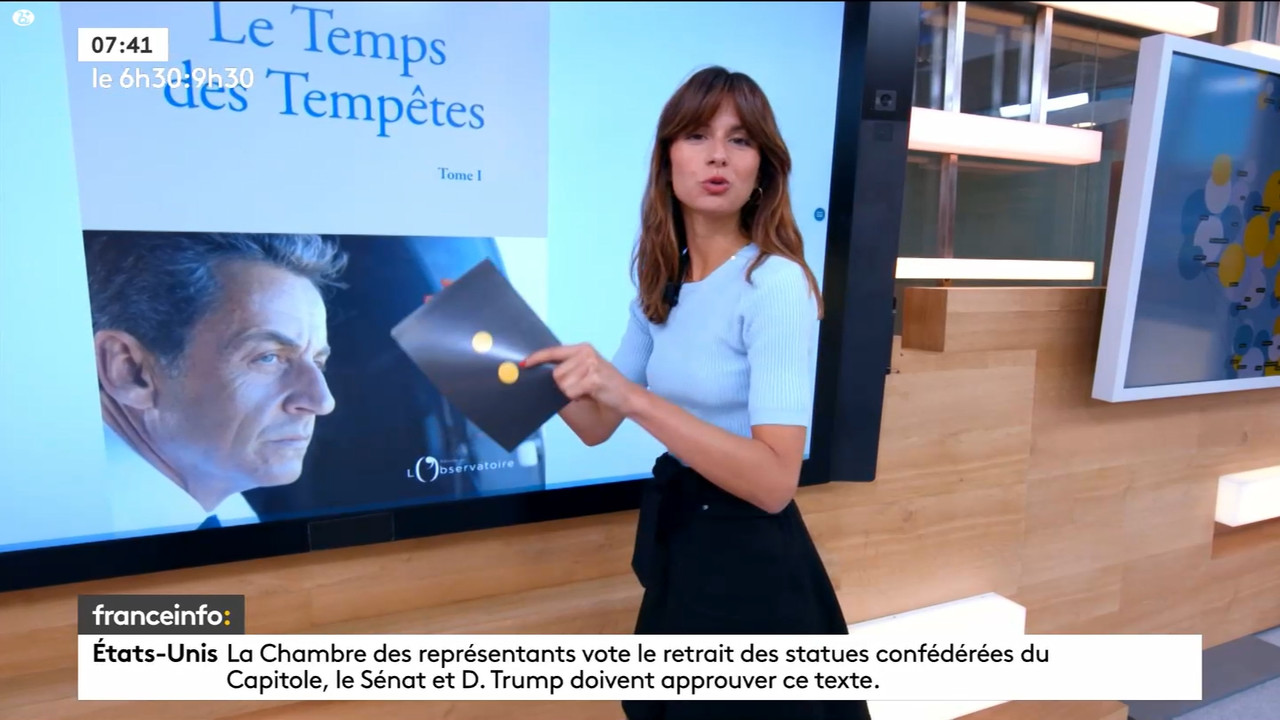 23 July - 05.29.00 - 9h30. Entre JT, chroniques, invités et revues de p....ts_snapshot_01.19.03.935