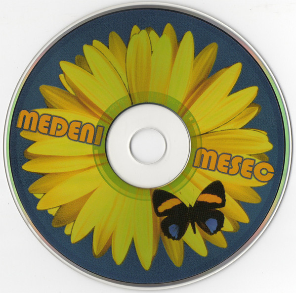 R-3363610-1439578933-8323