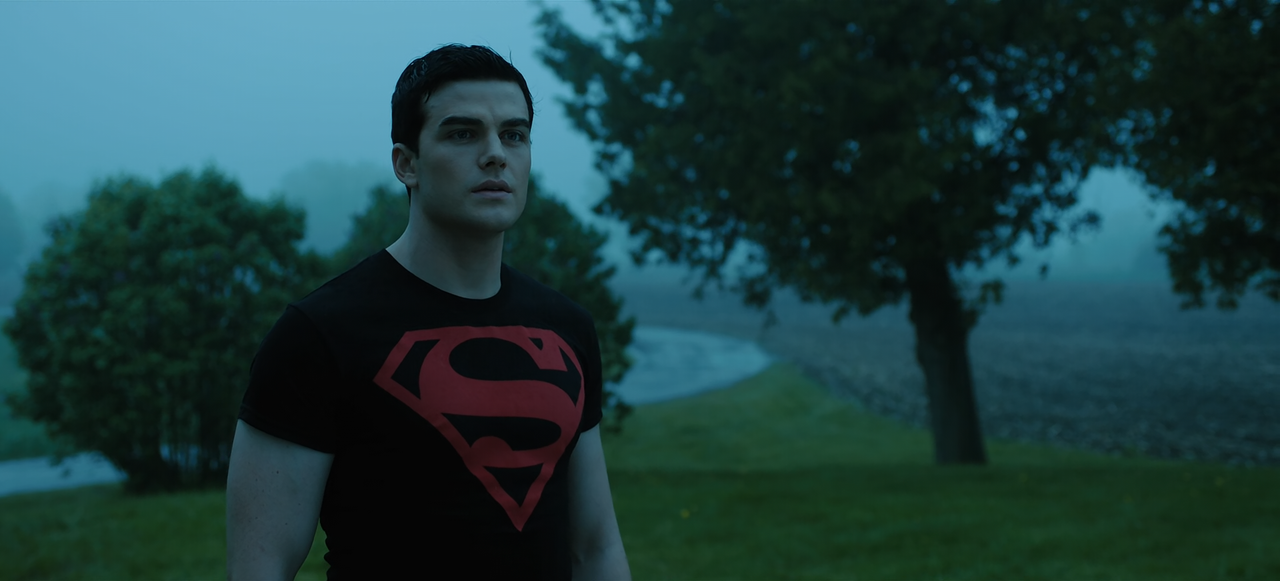 Titans.S02E06.Conner.1080p.10bit.BluRay.AAC5.1.HEVC-Vyndros.mkv_snapshot_12.54_[2020.04.27_02.47.42]