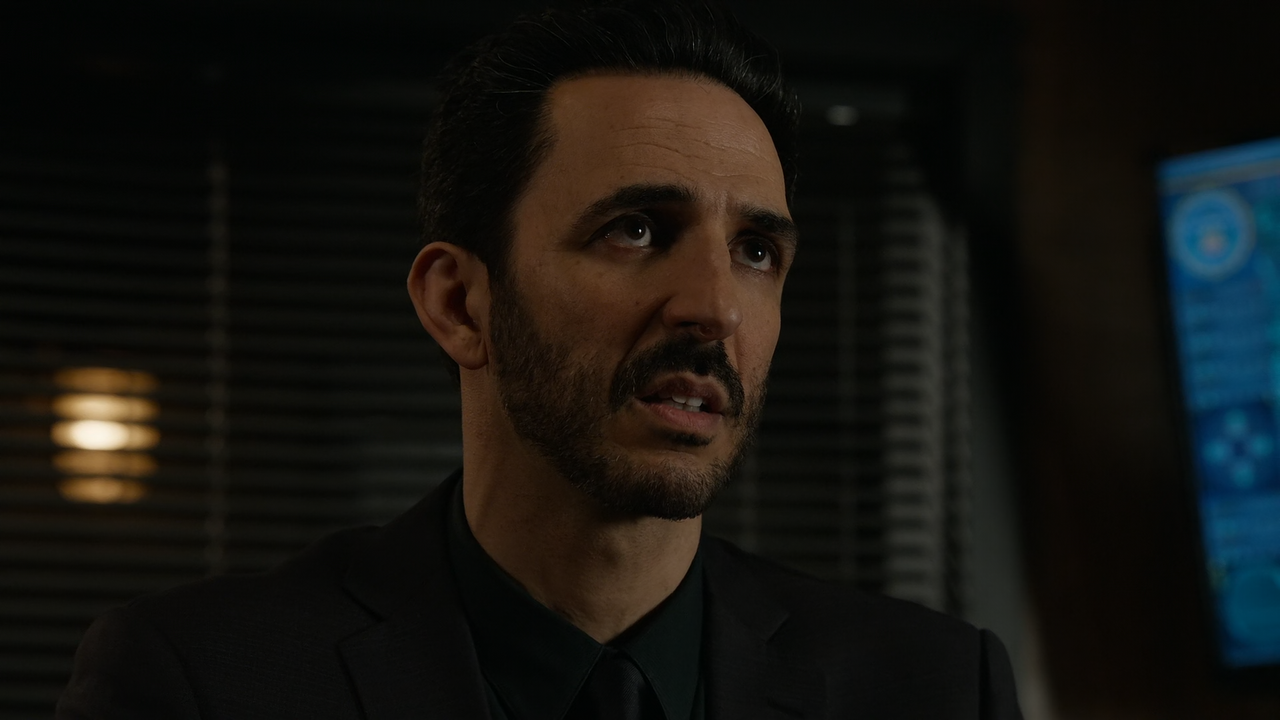 The.Blacklist.S09E18.Laszlo.Jankowics.1080p.10bit.AMZN.WEB-DL.DDP5.1.HEVC-Vyndros.mkv_snapshot_13.26