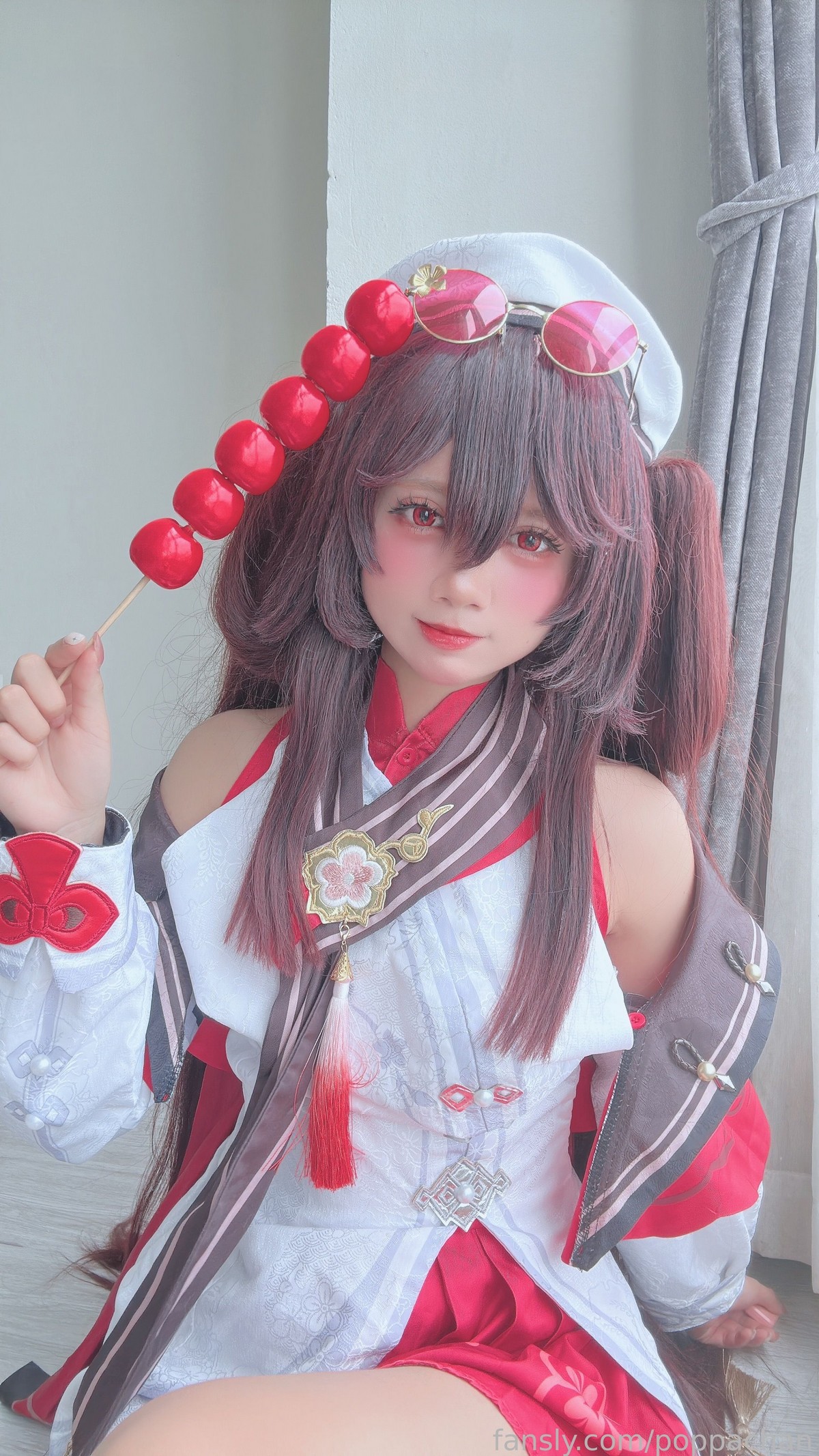 PoppaChan Hu Tao Cosplay (Genshin Impact) – 30 Photos 33MB插图1