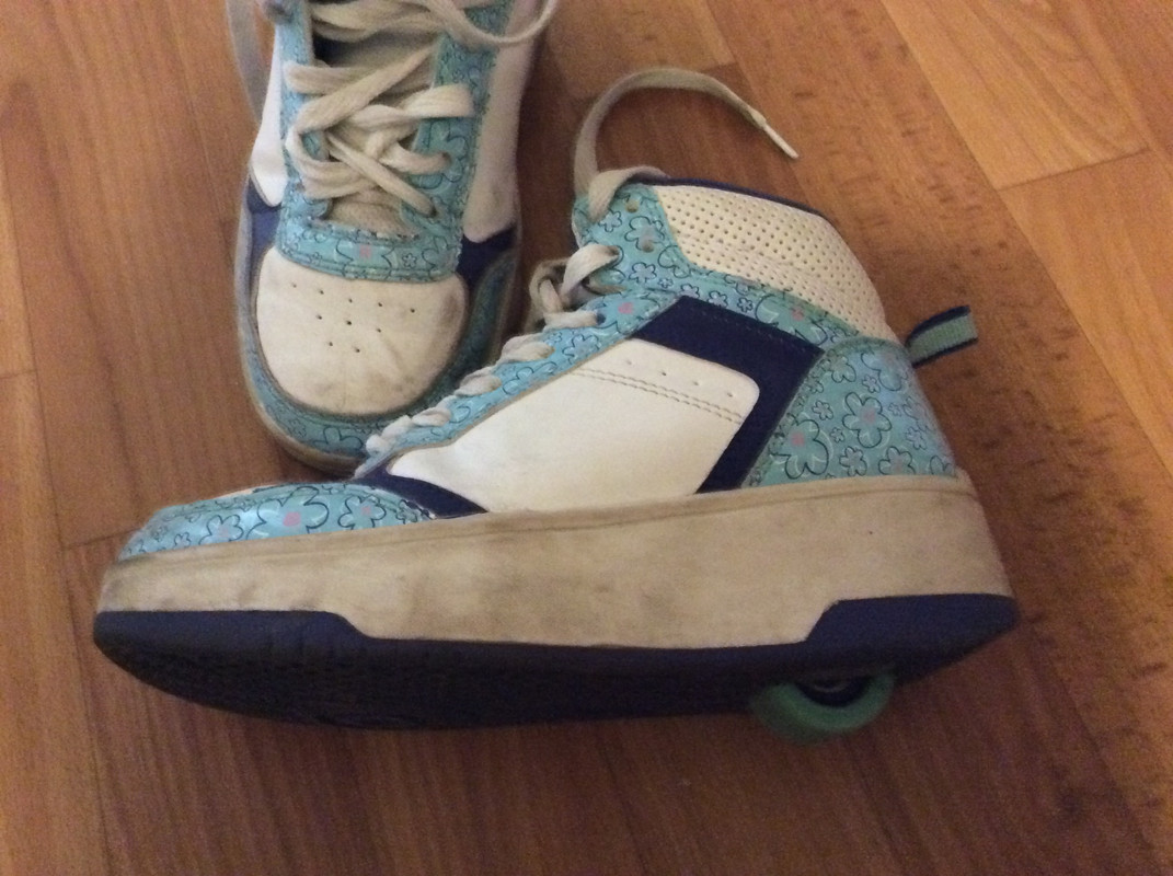 8B503974-39D4-4418-9B22-1E128D6015AB