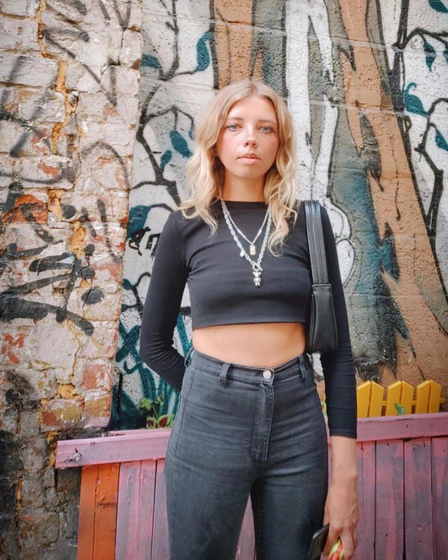 20CAAAD0-1977-42B8-A020-9848E5904219