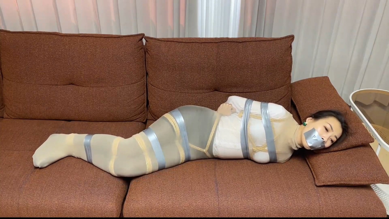 云雀原创 诺米的堵嘴捆绑.mp4_20250328_091629.640