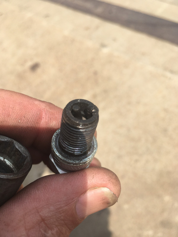 661EEDB1-A16B-4D00-A15C-45F67BE847BF