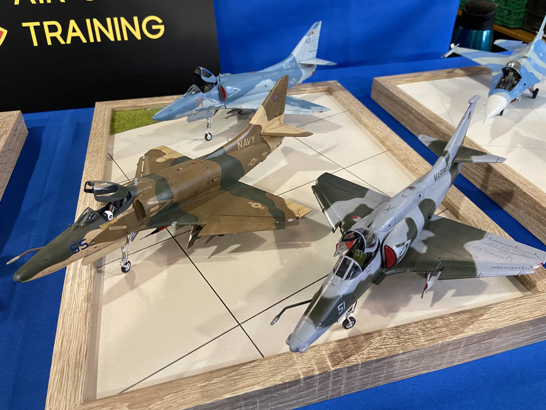 01DCA566-E8C8-4BF7-AADC-5C9D92CD64A0