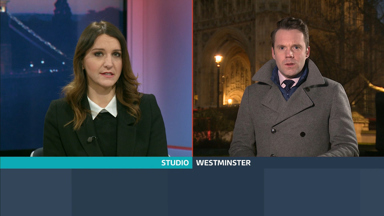 01.07 - 18.00.00 - ITV News West Country. News for Devon, Cornwall, S....ts_snapshot_08.58.347