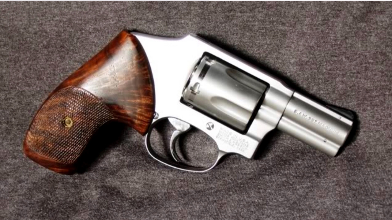 D2779971-155D-4DFE-ABB9-7E2E88D26394