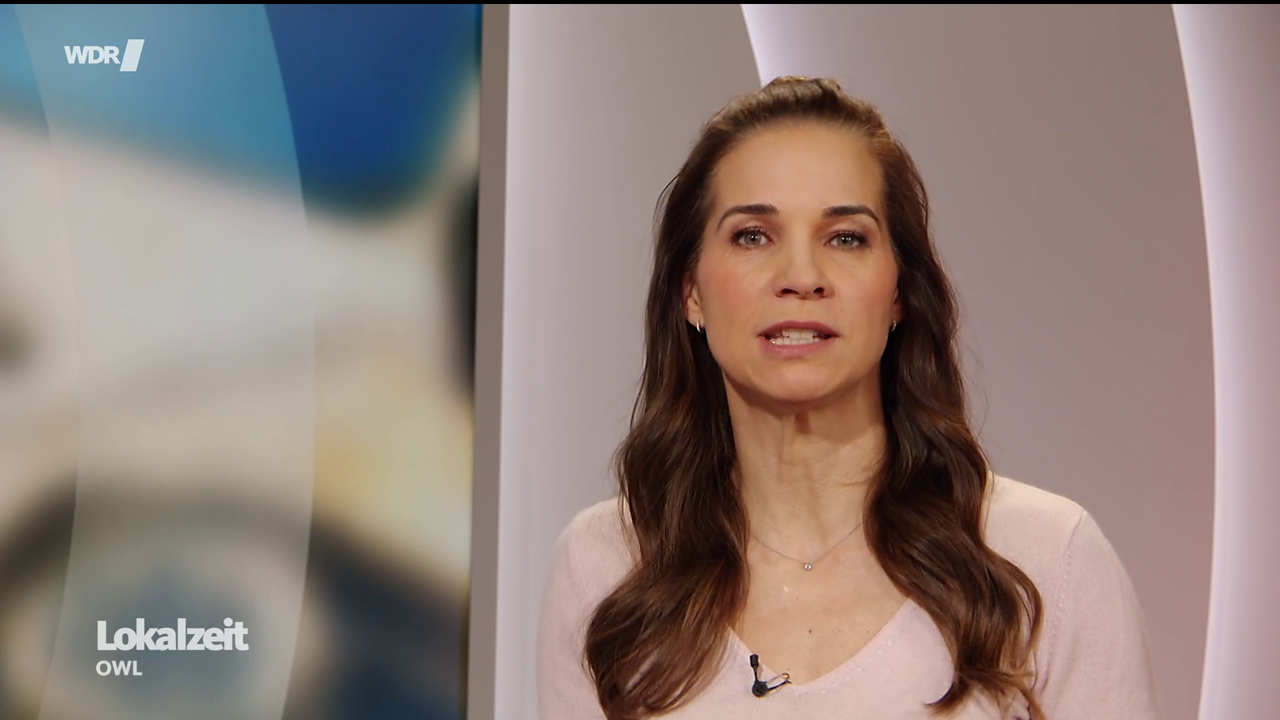 Kristina Sterz WDR Lokalzeit OWL 12 03 2026 112X Caps 22