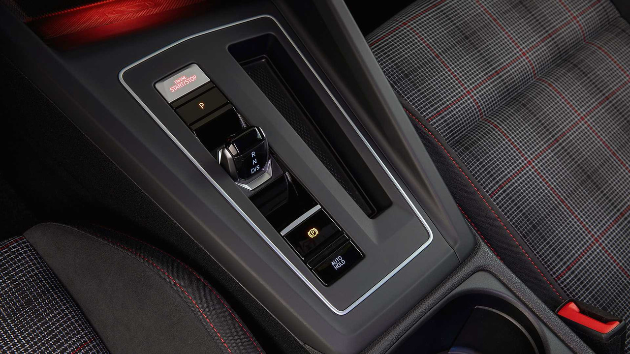 09783909-B8C4-4AA8-A1EB-A3EBC676C330