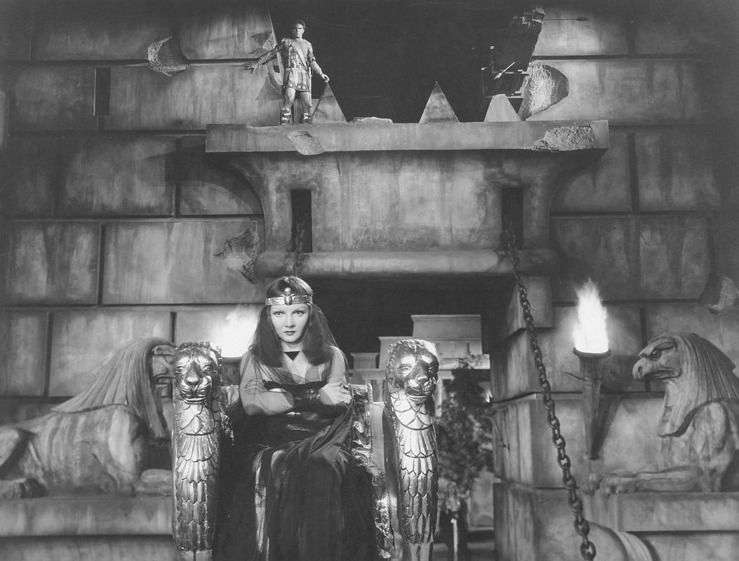 claudette_colbert_b99