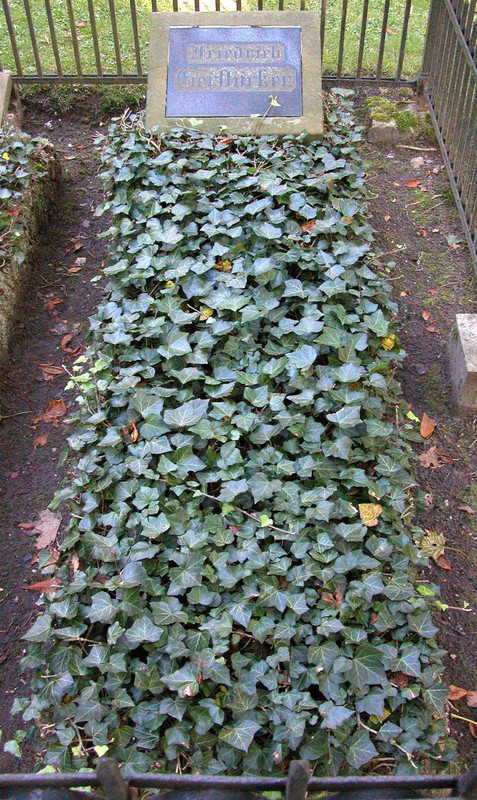 Braunschweig-Magni-Friedhof-Gerstaecker-Grab