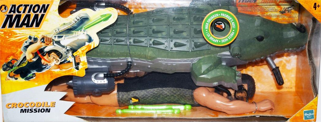 Action Man swamp figures, carded sets and vehicles. 53-DEAEEF-FAF3-4-C27-833-D-9-E9-A5-F6-D28-A2