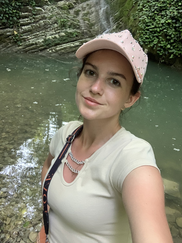 3AAB5B74-644D-4ADC-9736-8BF2E17DE08D